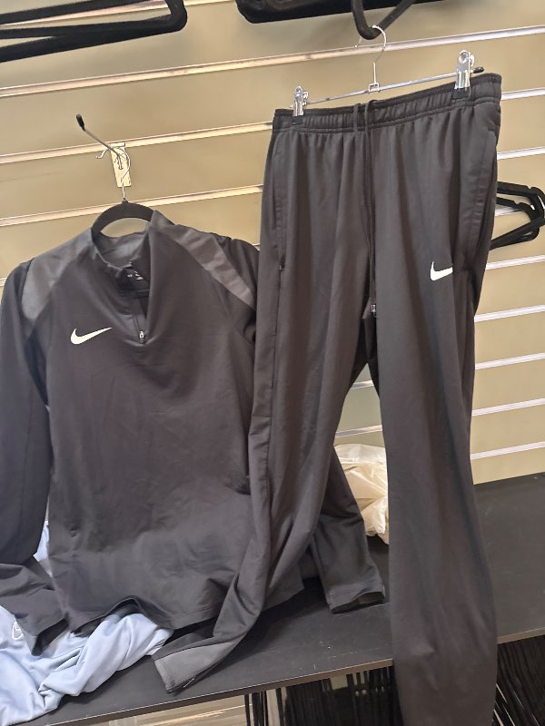 Nike track sport