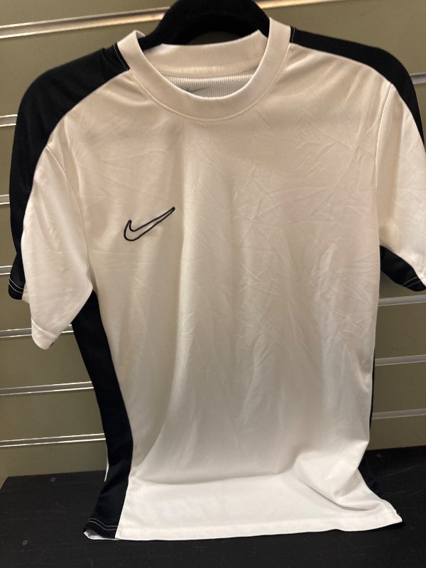 Nike hvítur
