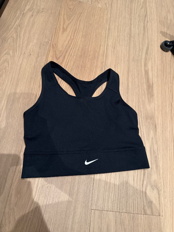 Nike toppur svartur