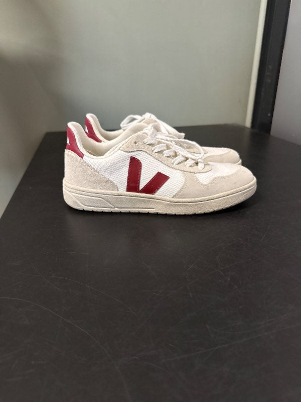 Veja skór st38