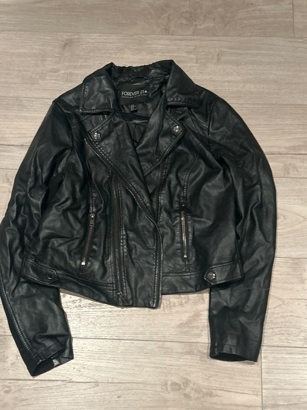 Forever 21 svartur leðurjakki