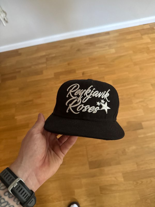 Reykjavík Roses derhúfa