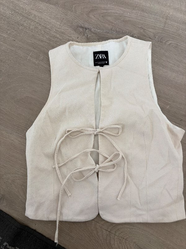 Zara vesti toppur