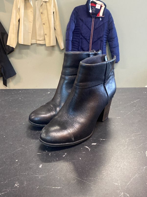 Clarks hælar