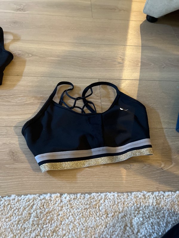 Nike iþrottartoppur