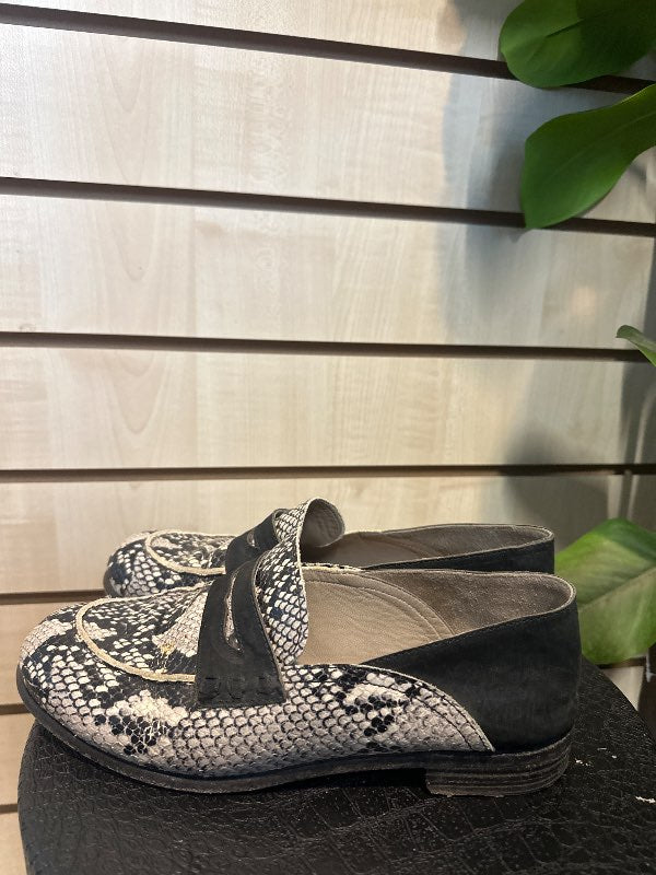 fruit snakeskin