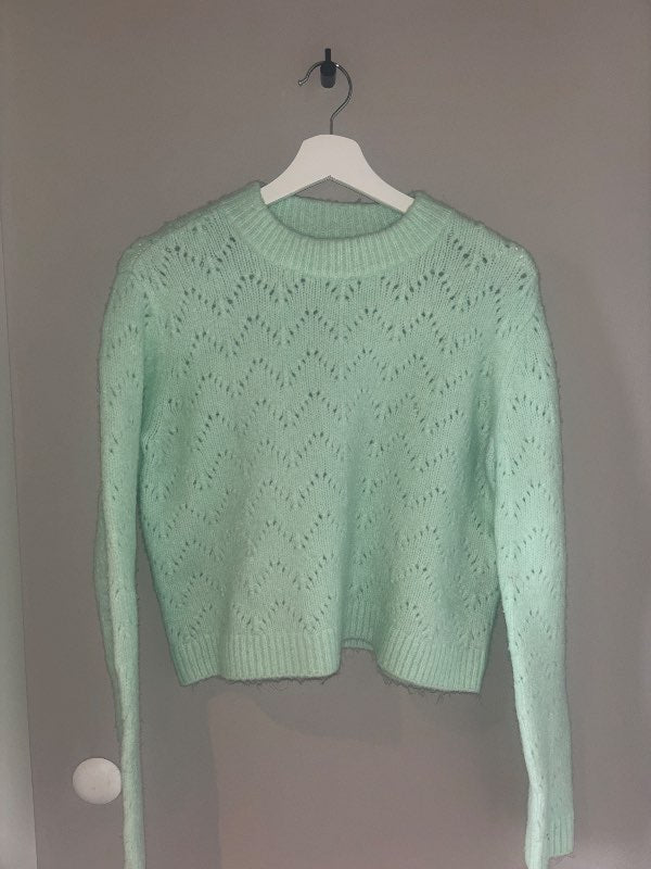 Pieces knitted peysa græn