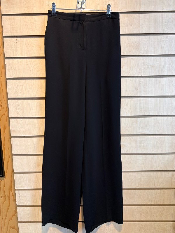 BCBG buxur