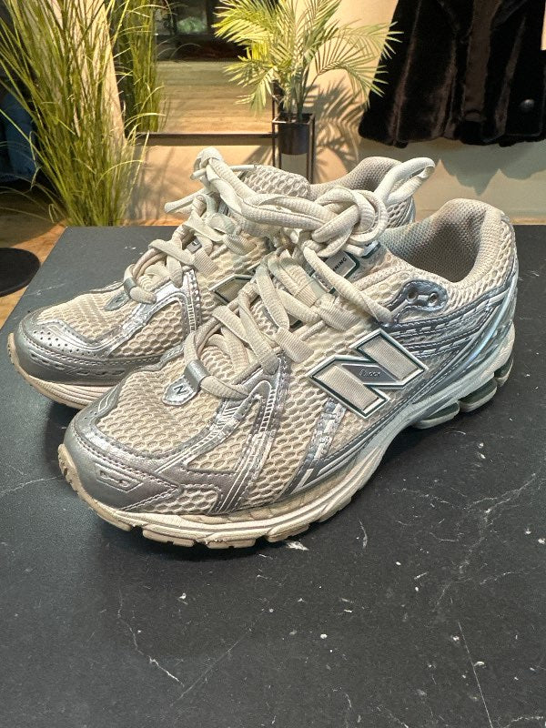 New balance skór