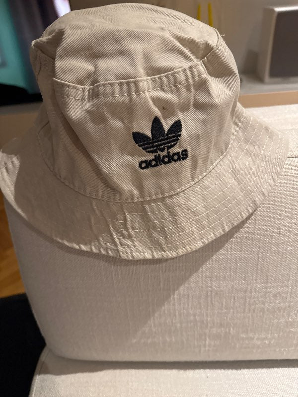 Hattur adidas