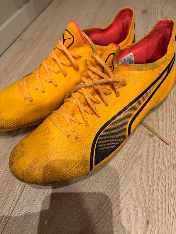 Puma takkaskór