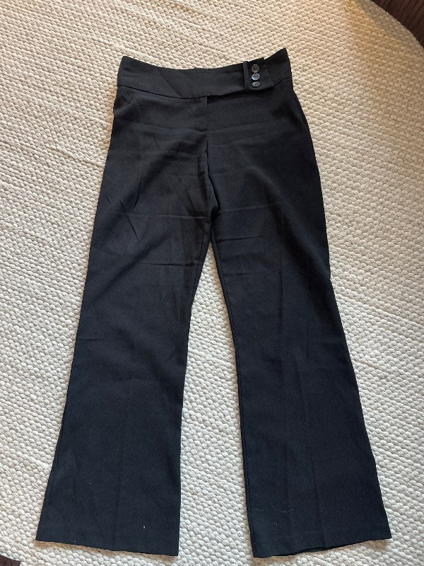 Svartar suit buxur