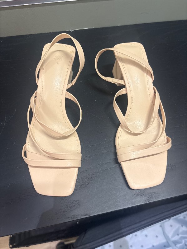 hælaskór