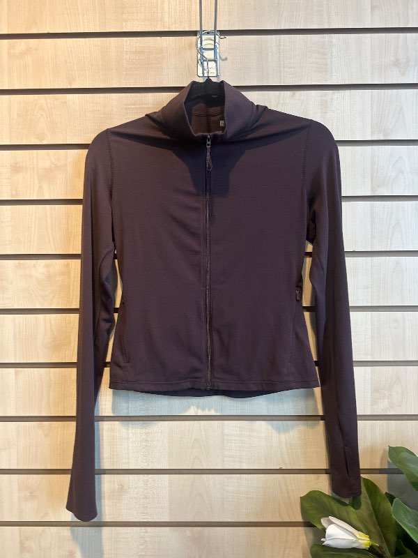 uniqlo vinrauð