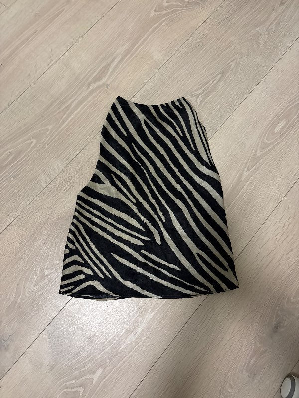 Halter neck bolur