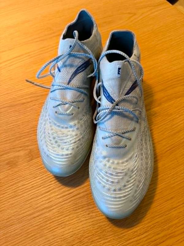 Puma fótboltaskór