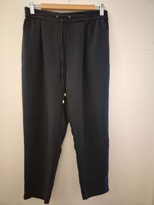 Zara buxur