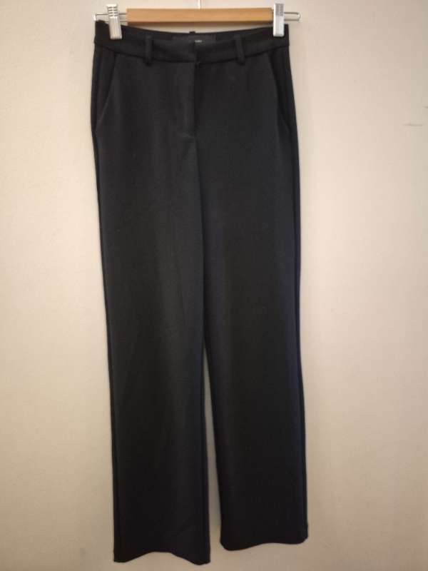 Svartar vero moda buxur