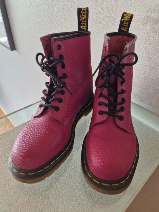 dr martens skór, bleikir