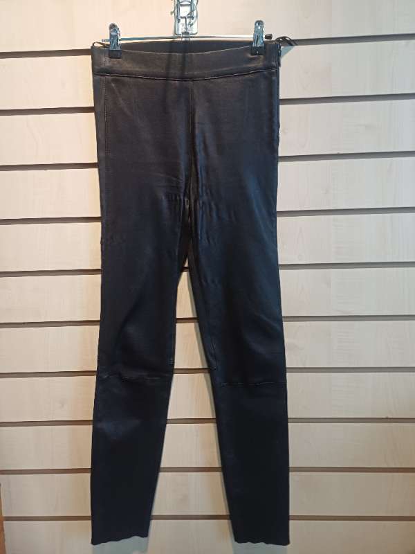 Massimo Dutti leður buxur