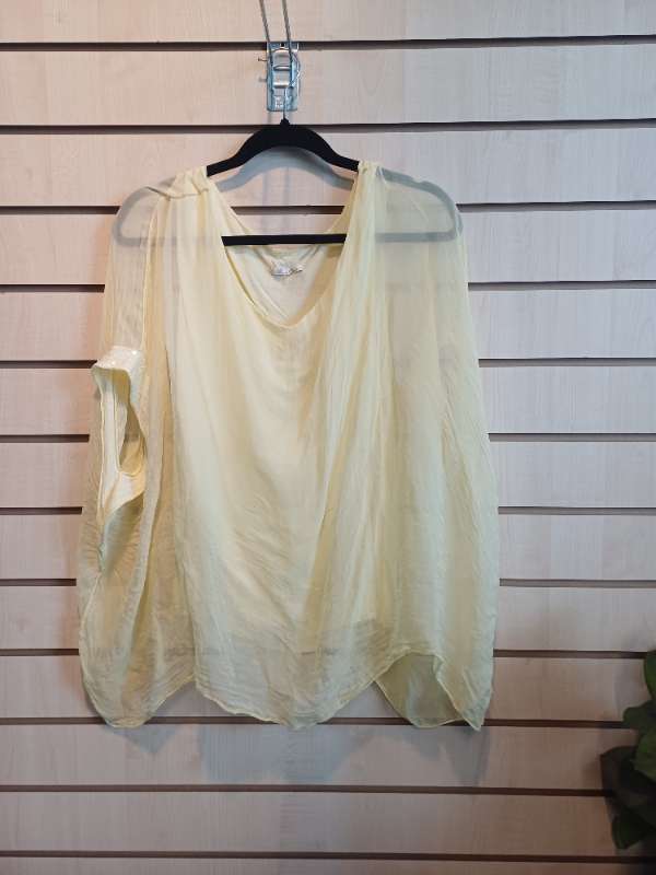 Pure Beta poncho