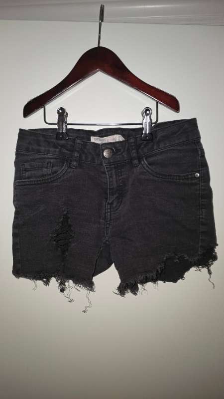 H&M stuttbuxur svartar
