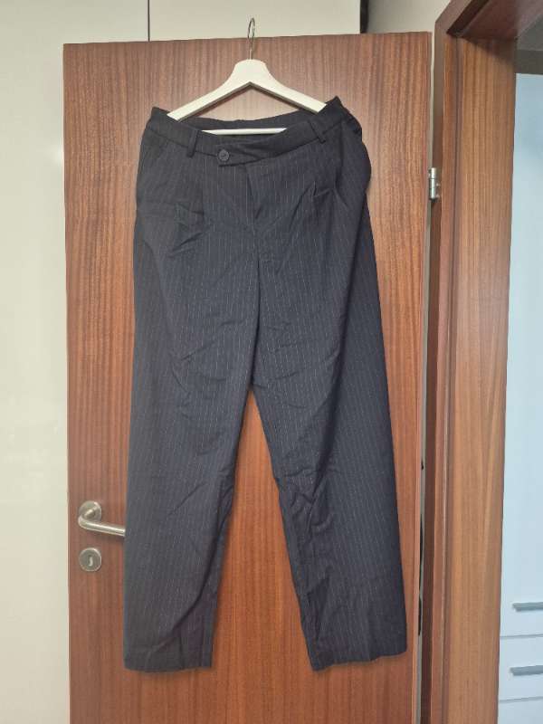 Buxur svartar