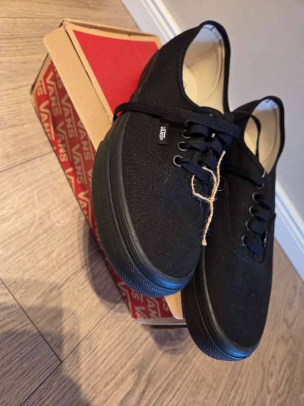 Vans svartir Nýjir