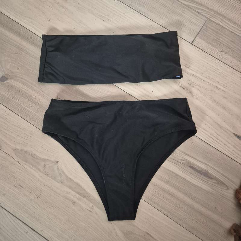 Sv. Strapless bikinisett