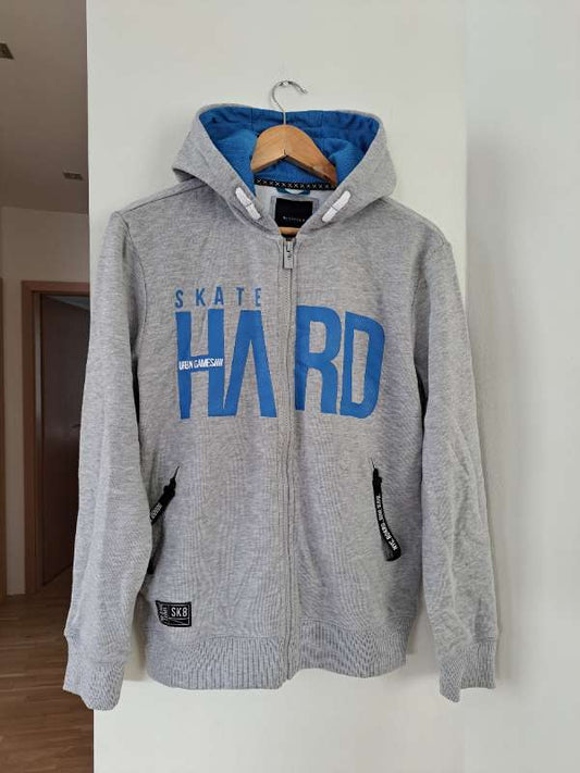Ný hettupeysa "Hard "