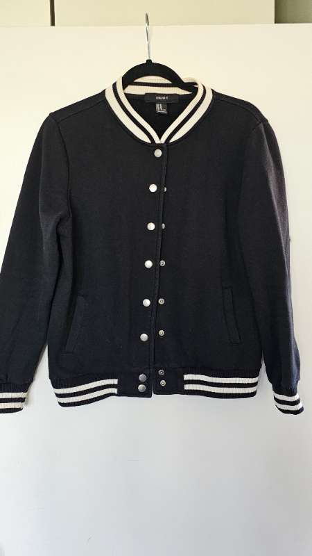 Bomber jakki svartur Forever 21