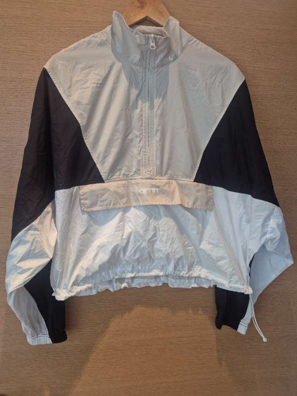 1. Aimn jakki