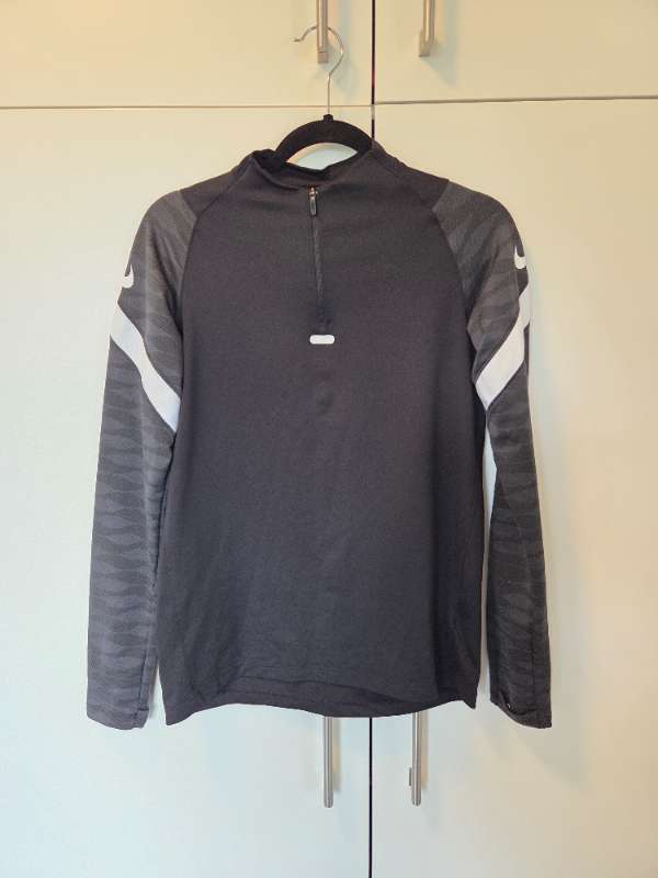 Nike track suit peysa L