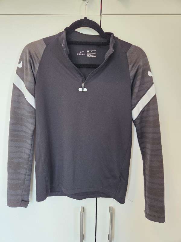 Nike track suit peysa L