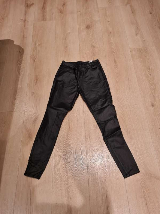 Zizzi pleður buxur svartar