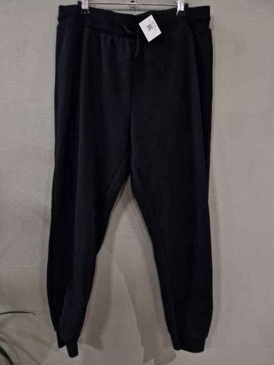 Joggingbuxur svartar