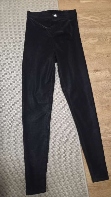 NAKED WARDRROBE LEGGINGS