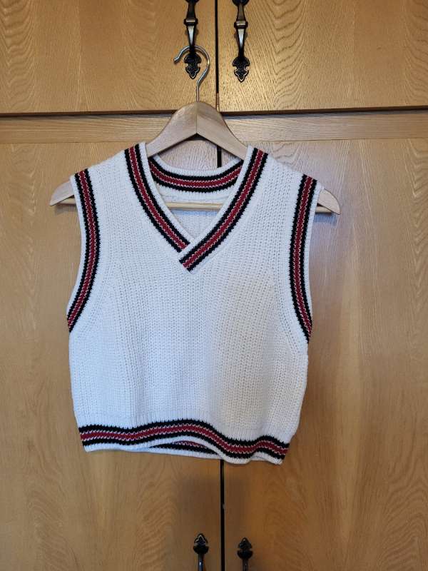 Vesti Pull &Bear