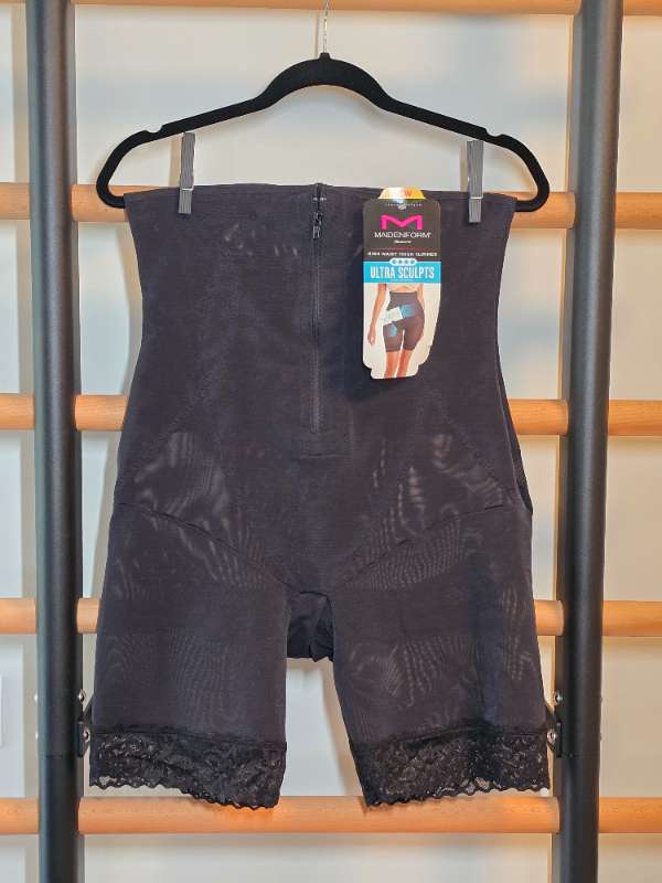 NÝJAR Maidenform aðhaldsbuxur