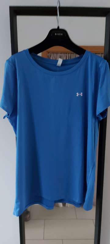 Under Armour bolur Blár