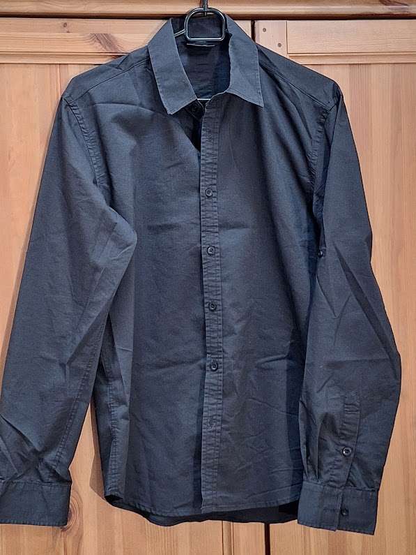 Men`s shirt black GNIOUS M