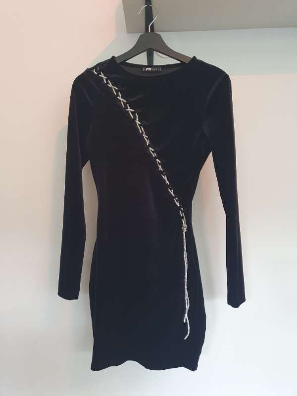 Velour kjóll m/dem svartur