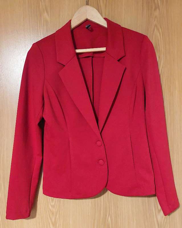 Freequent rauður blazer jakki