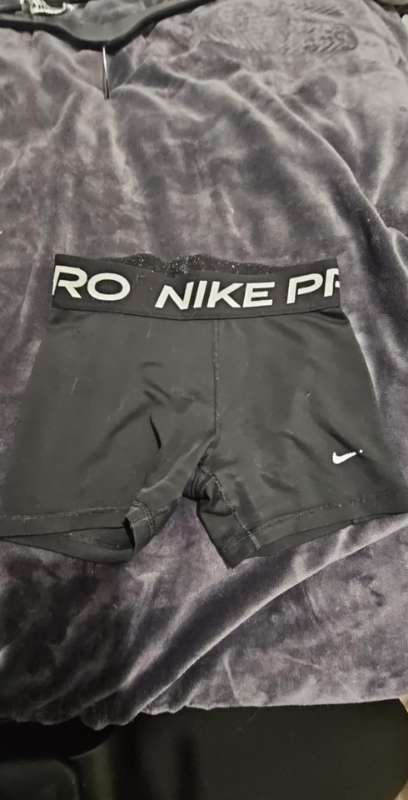 Nike stuttbuxur