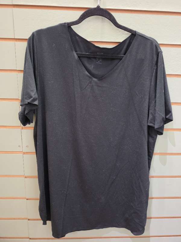 Uniqlo bolur svartur
