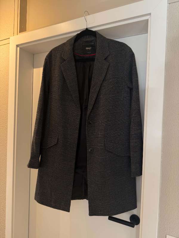 Only jakki - grár