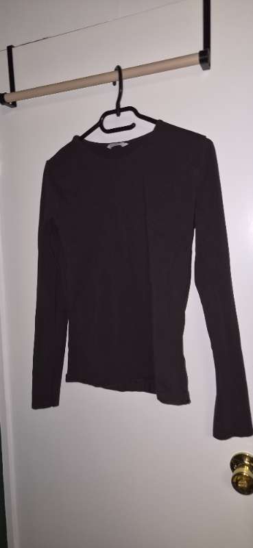 Brún H&M peysa