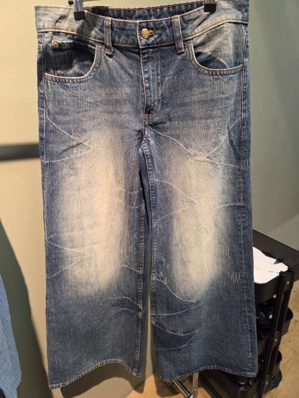 Buxur CHEAP MONDAY