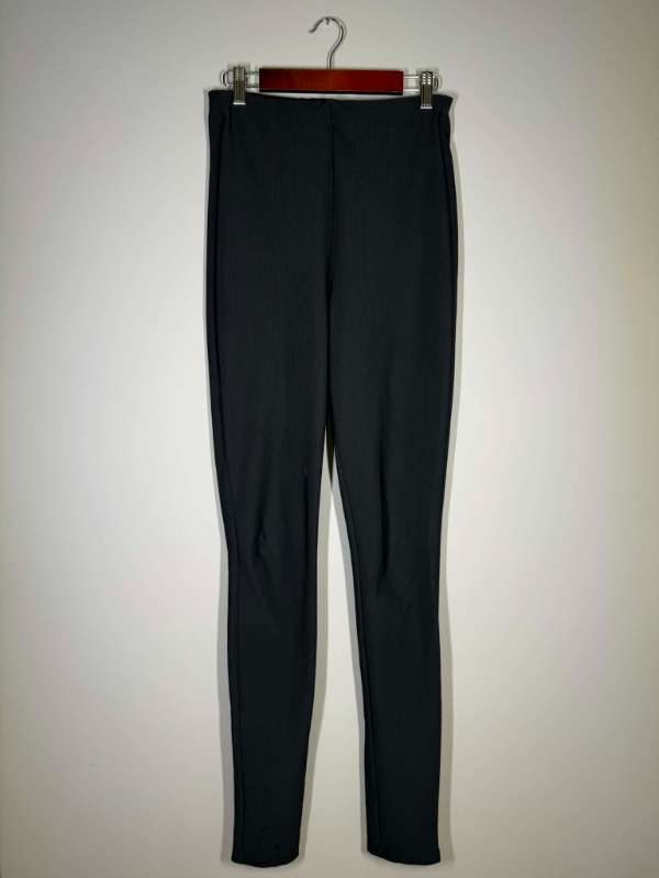 Zara Svartar leggingsbuxur.