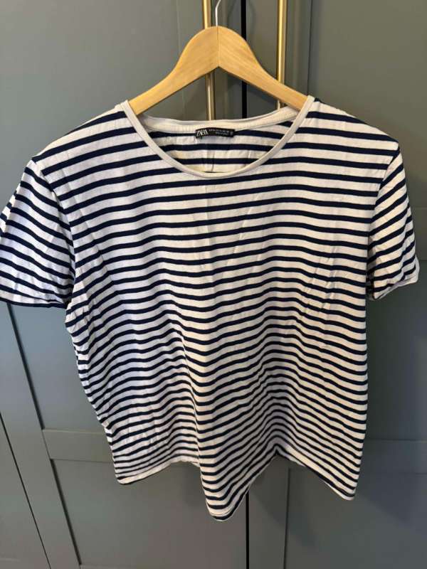 Zara röndótt t-shirt